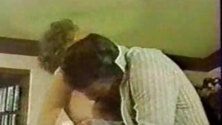 امرأة ناضجة من الصعب الذكور مع الديك في الحمار سكس اجنبى مترجم