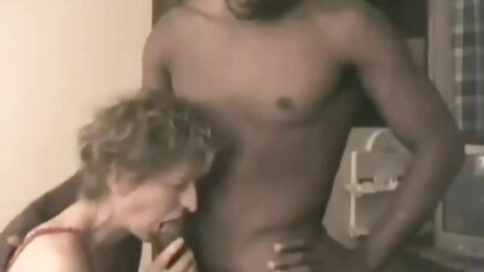 الهواة سكس اجنبي عرب نار المال وافقت على الحصول على مارس الجنس