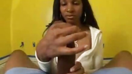شقراء و السباك سكس عربي اجنبي محارم